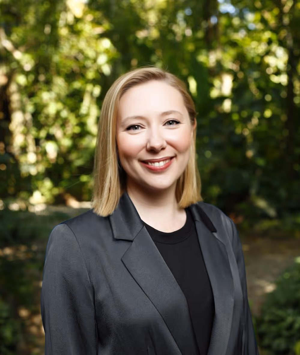 Dr. Christina Larkin, Implanet team