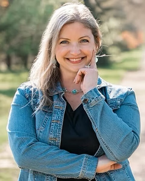 Dr. Robyn Bragg, hypnotic coach