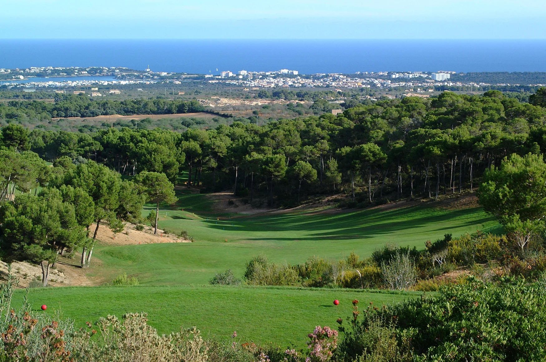 Golf course near Cala d’Or with sea views in Mallorca