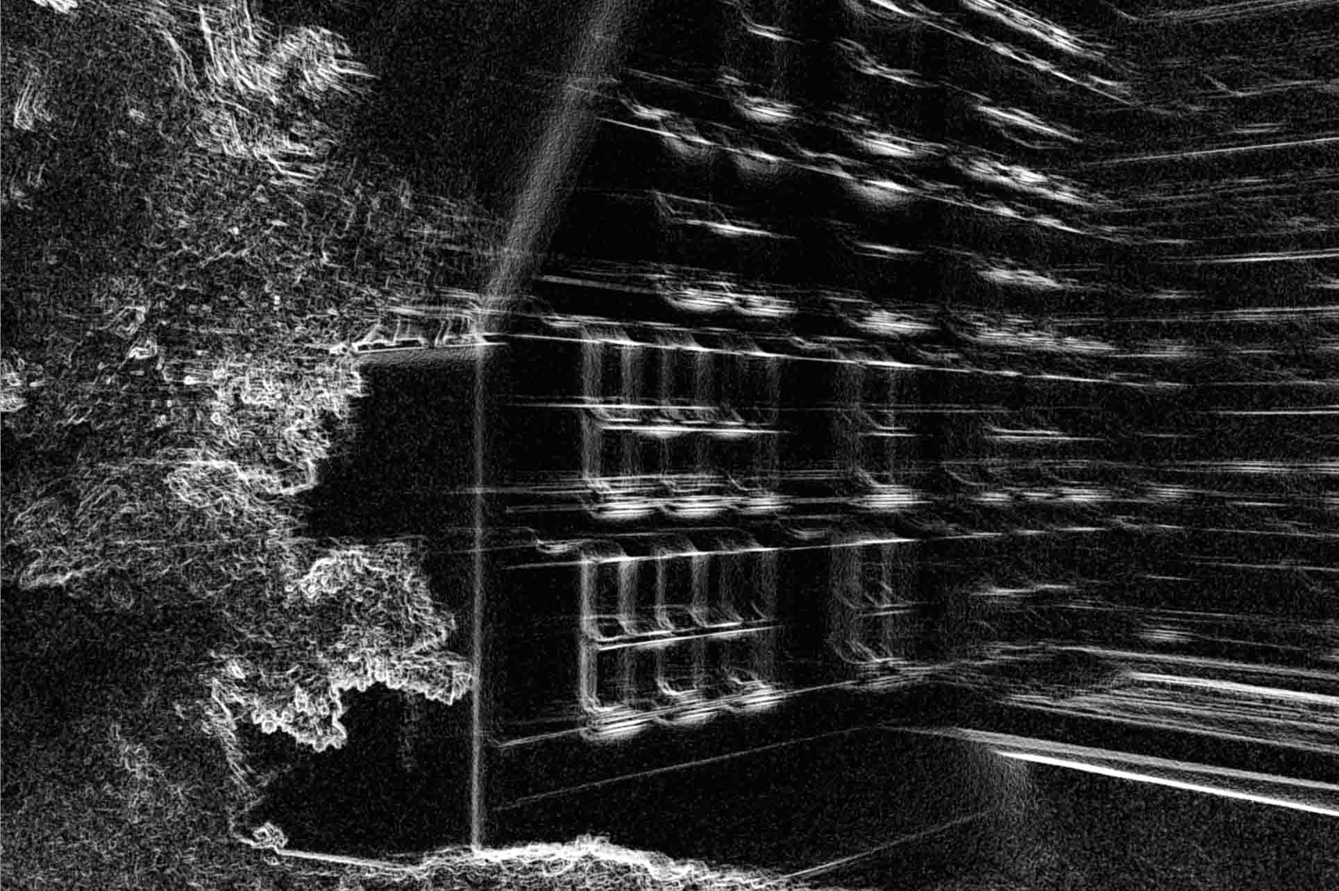 Nature se muant en feu engloutissant l'urbain, longue exposition ICM — Christophe Lobier photographe artiste Paris
