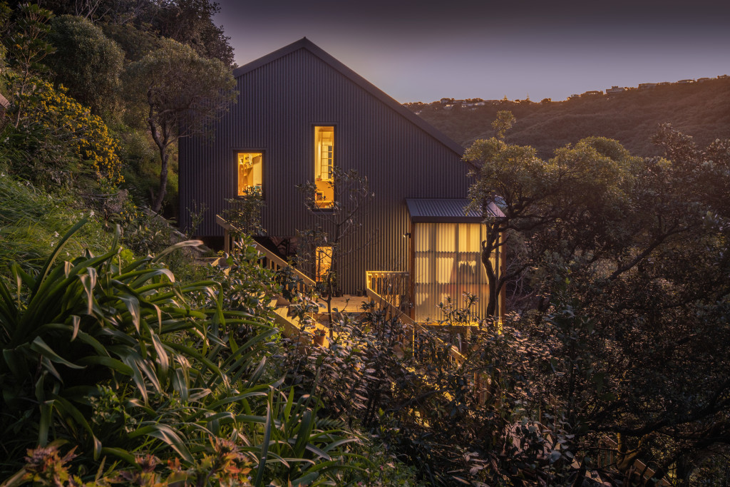 Oliver Shirer, Norseclad with Tod House