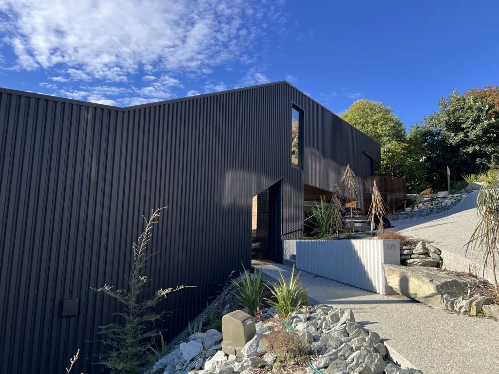 Andrew Pospisil, Velvin Building