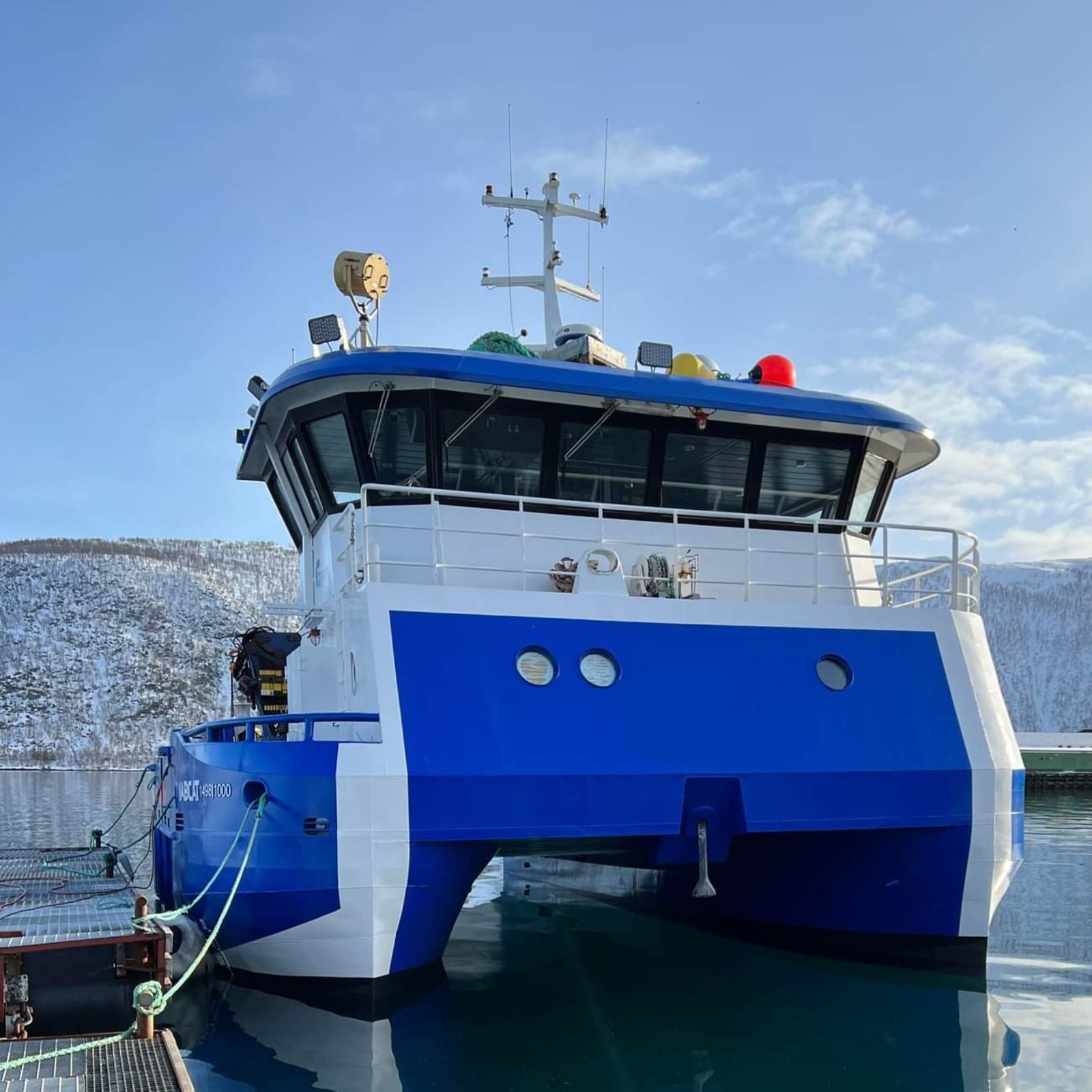 Fosna Garp, servicefartøy