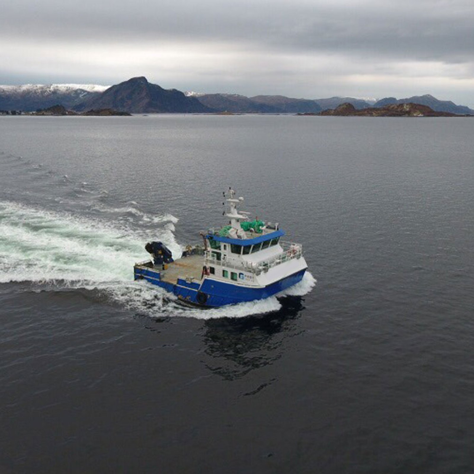 Fosna Njord, servicefartøy
