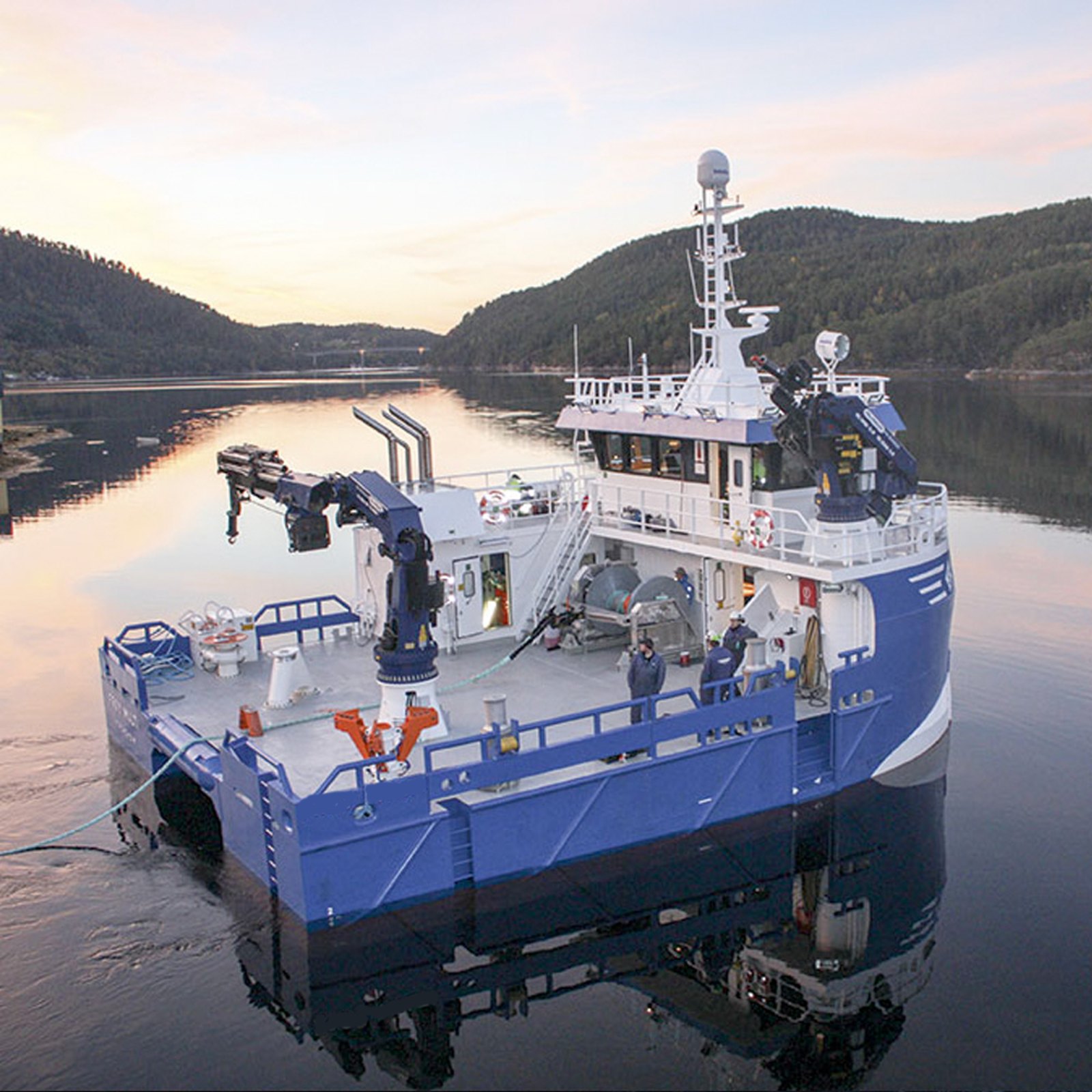 Fosna Sleipner, servicefartøy