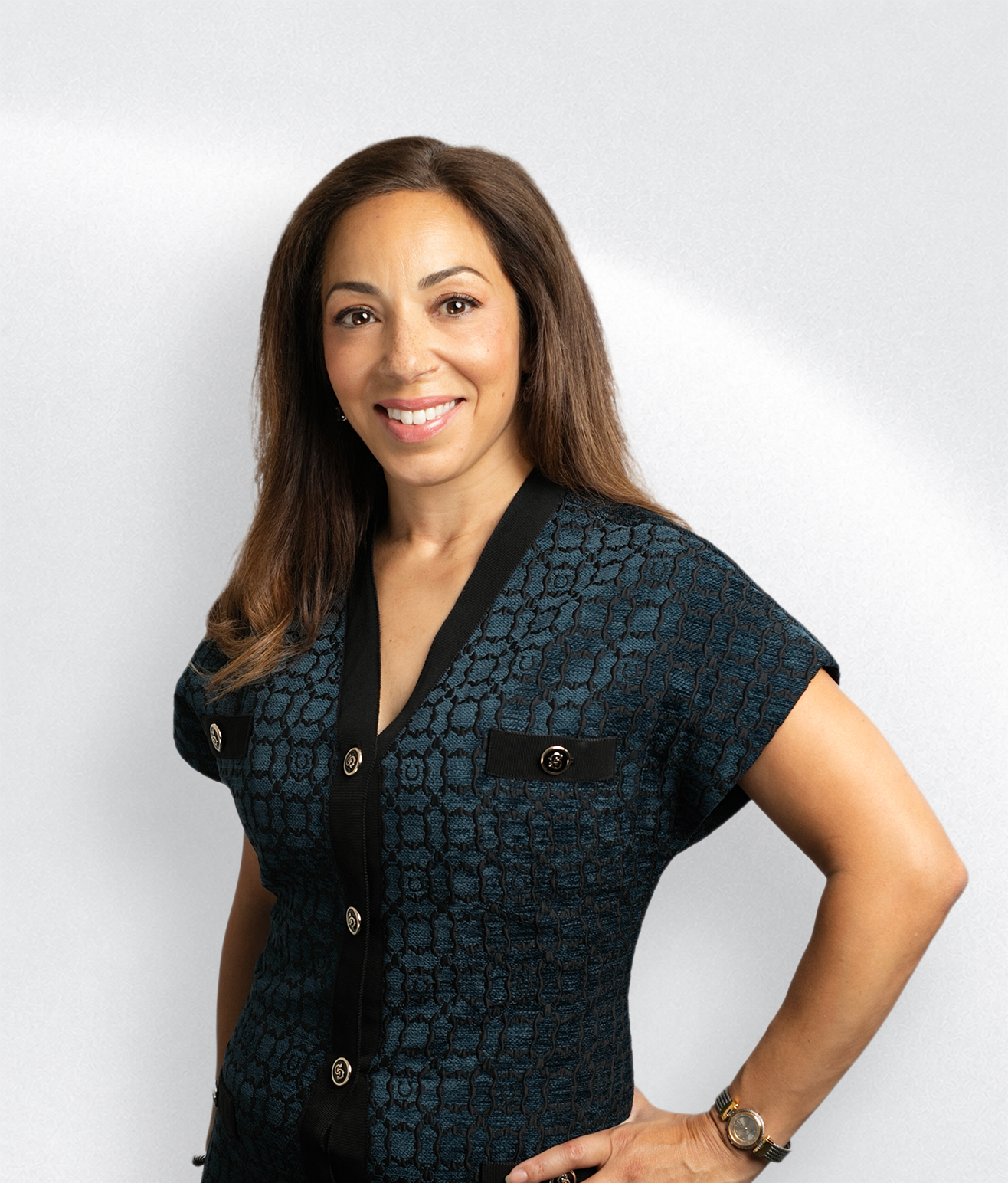Sashi Dias Valtz, Chief Commercial Officer