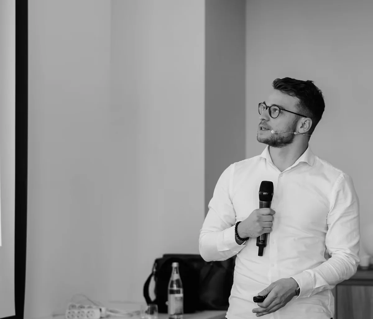 Paul Gerngross bei einem Vortrag – die Werbeagentur Gerngross Media für Coburg stellt sich vor