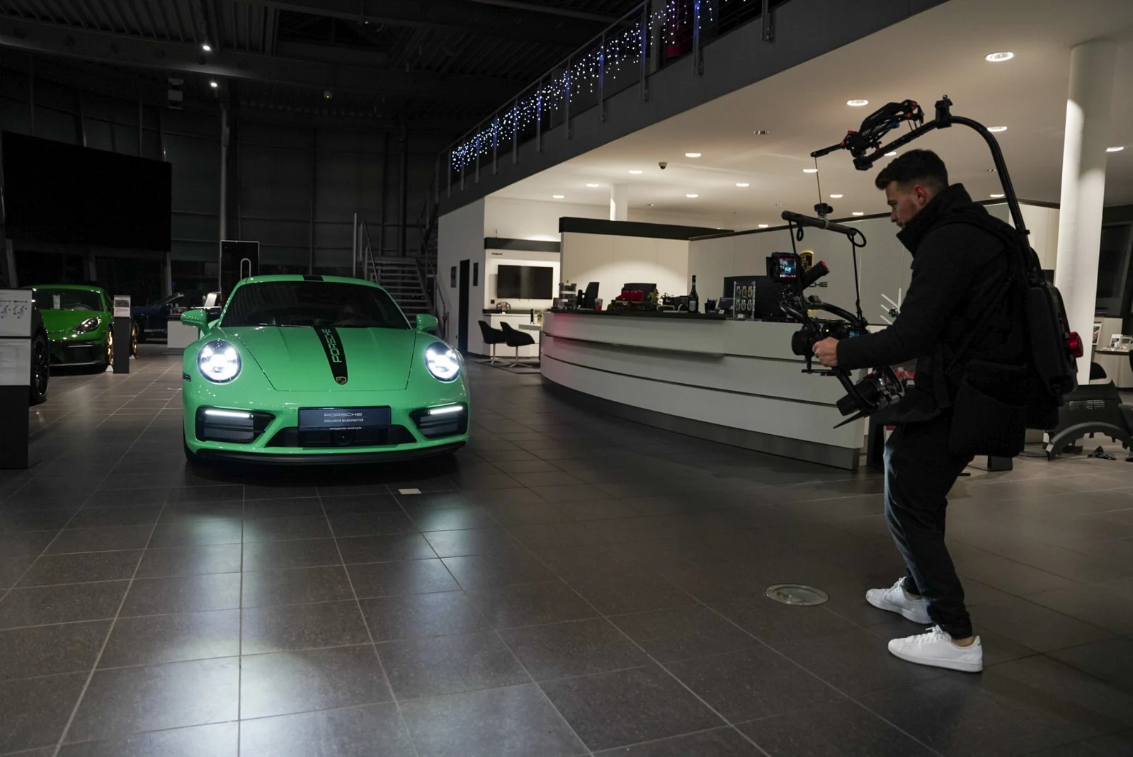 Werbespot-Produktion von Gerngross Media in einem Autohaus