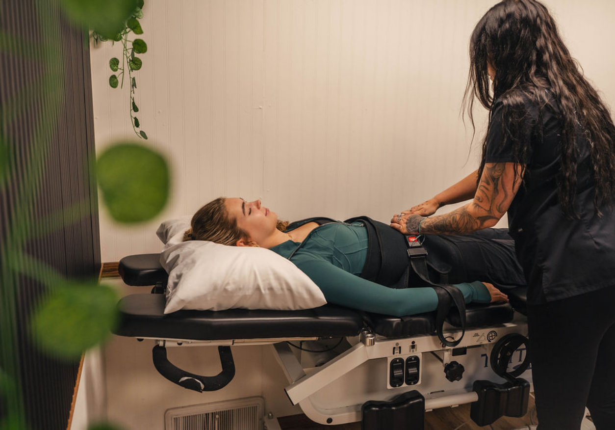 Spinal decompression and physical medicine care at Kee Health