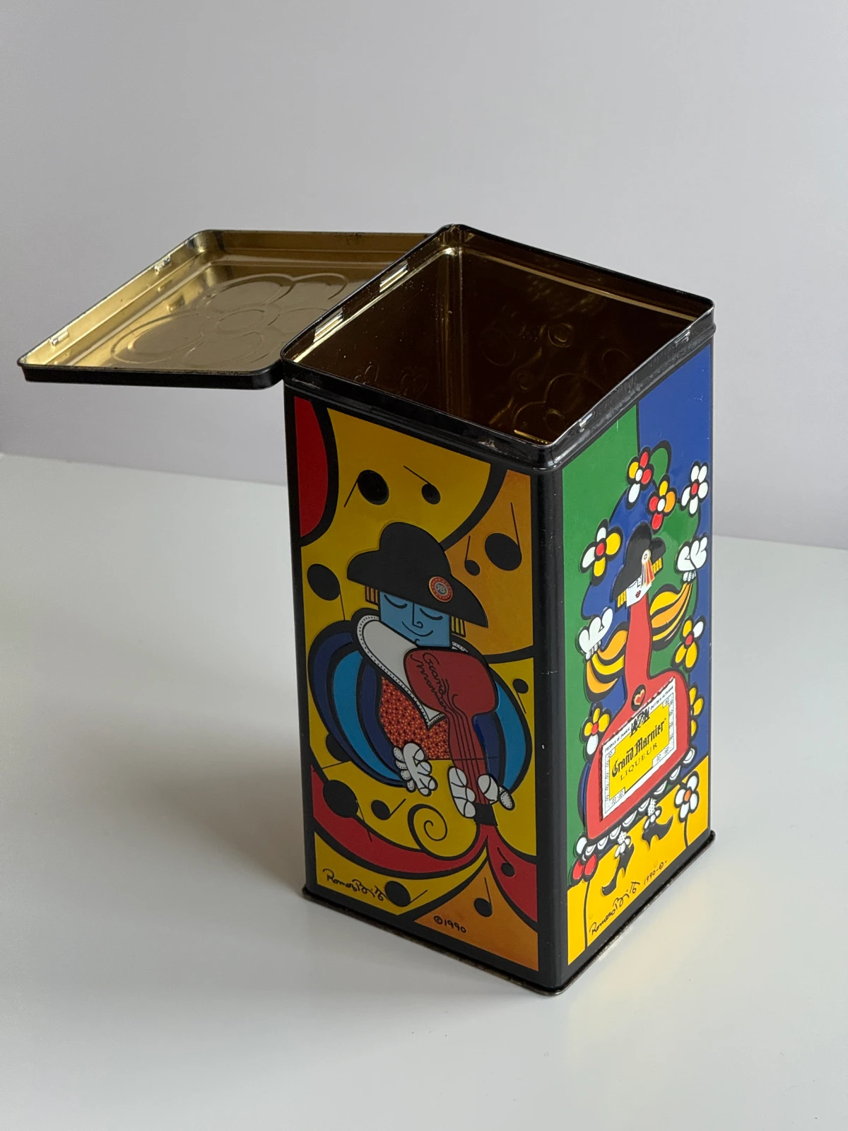 Pop Art Wine Barrel