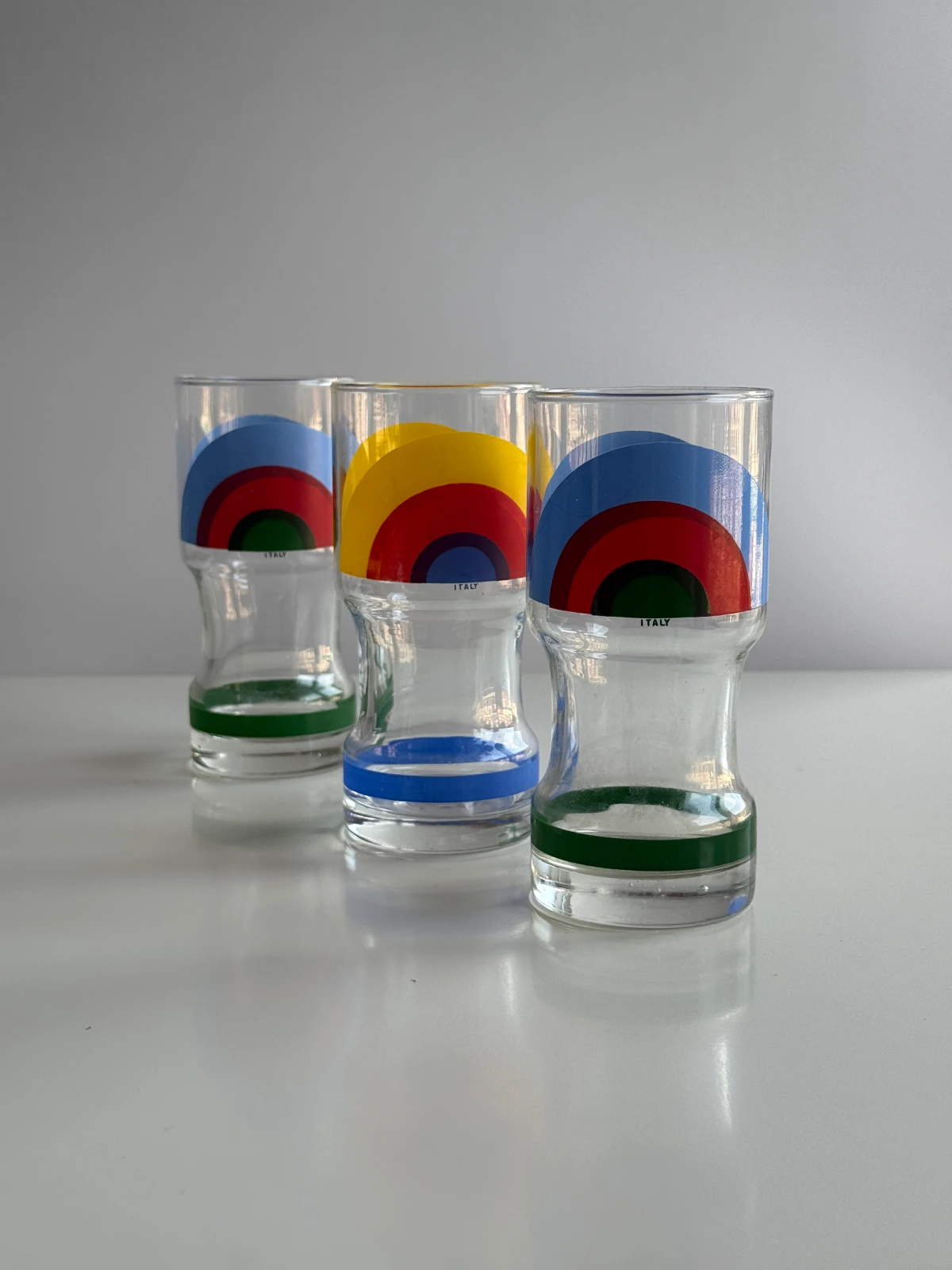 Postmodern Glasses Set