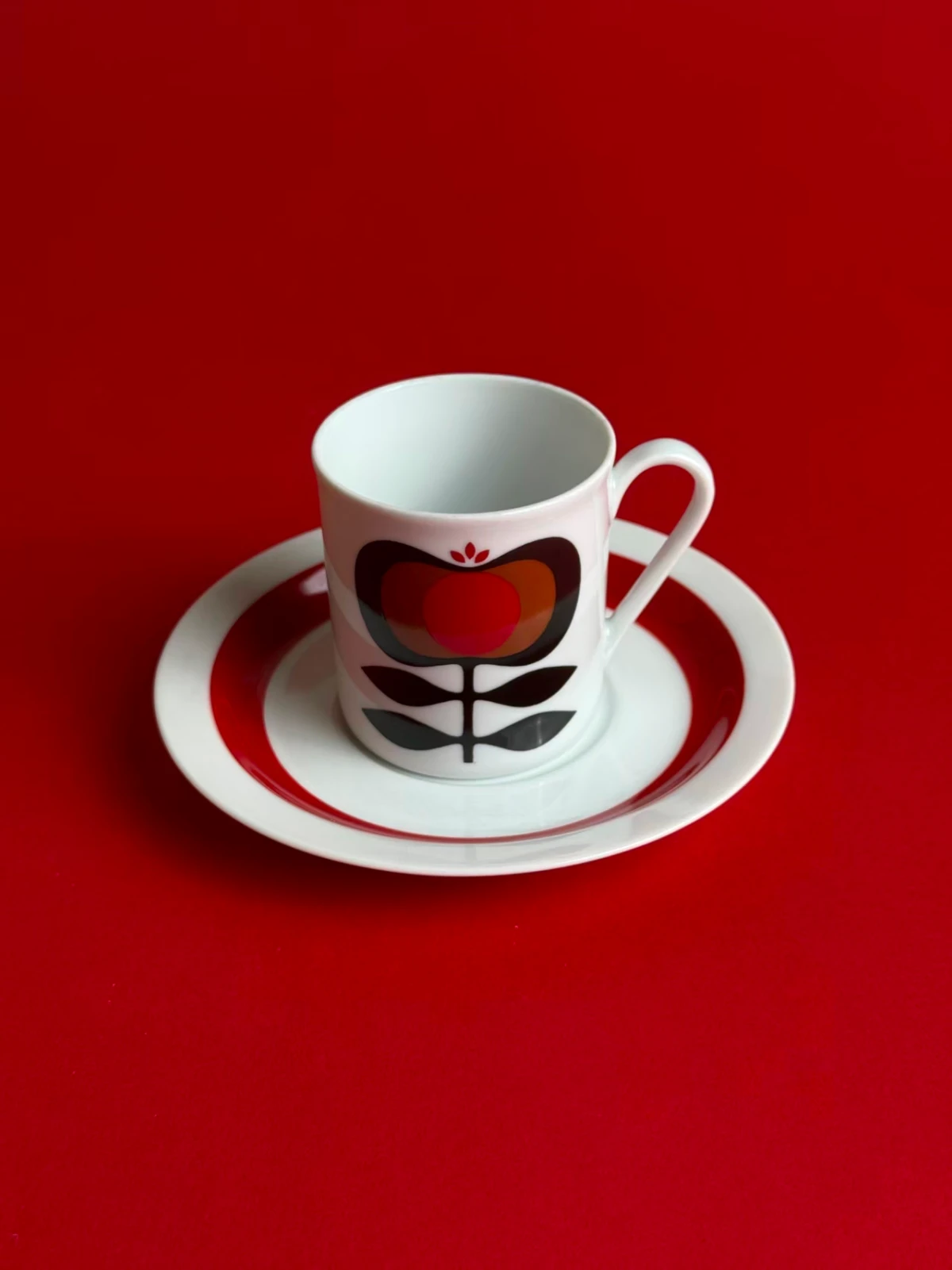 Geometric Apple Cup Set