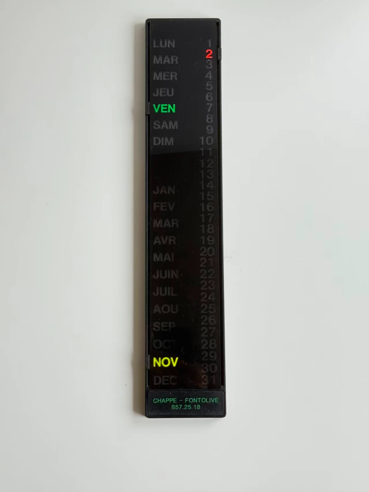  Sliding Color Calendar