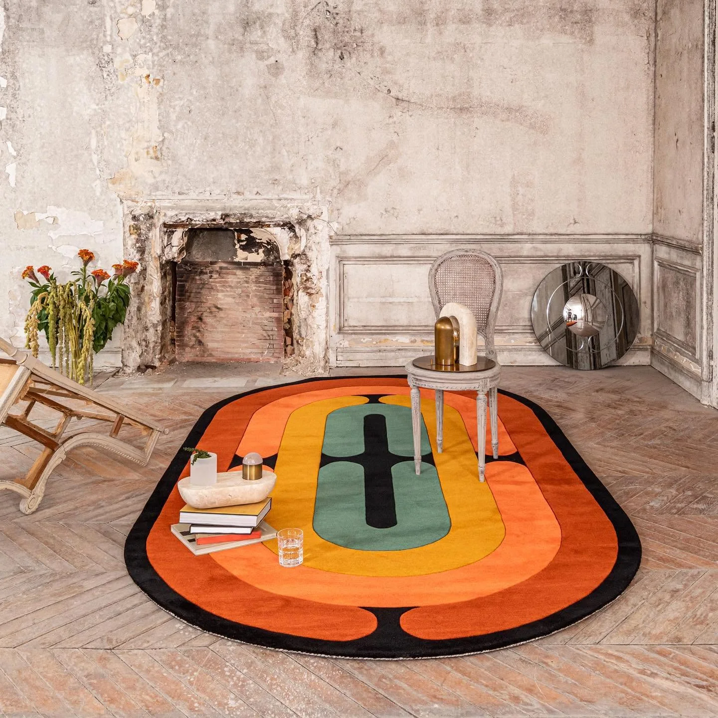 Tapis Macassar noué main sous une table de salle à manger