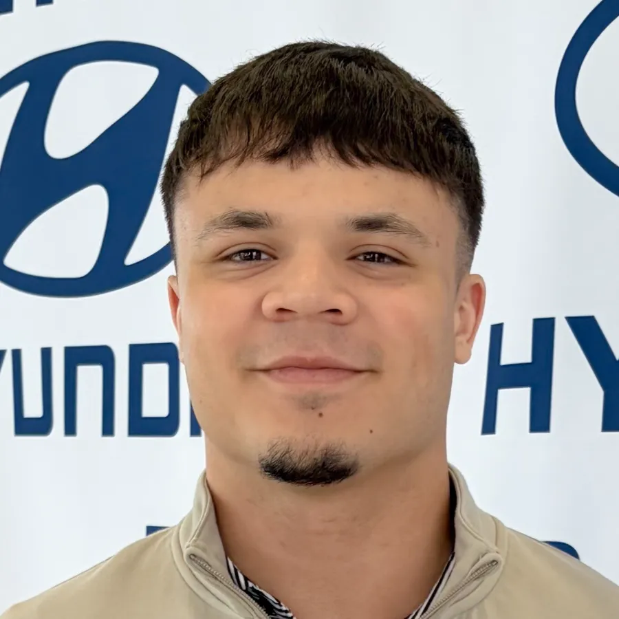 Tucker Oliver head shot
