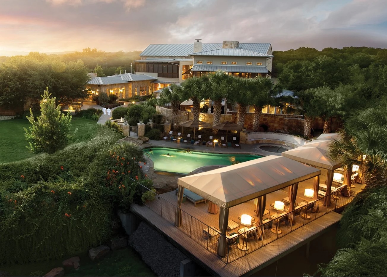 Lake Austin Spa Resort — multi-outlet hospitality property