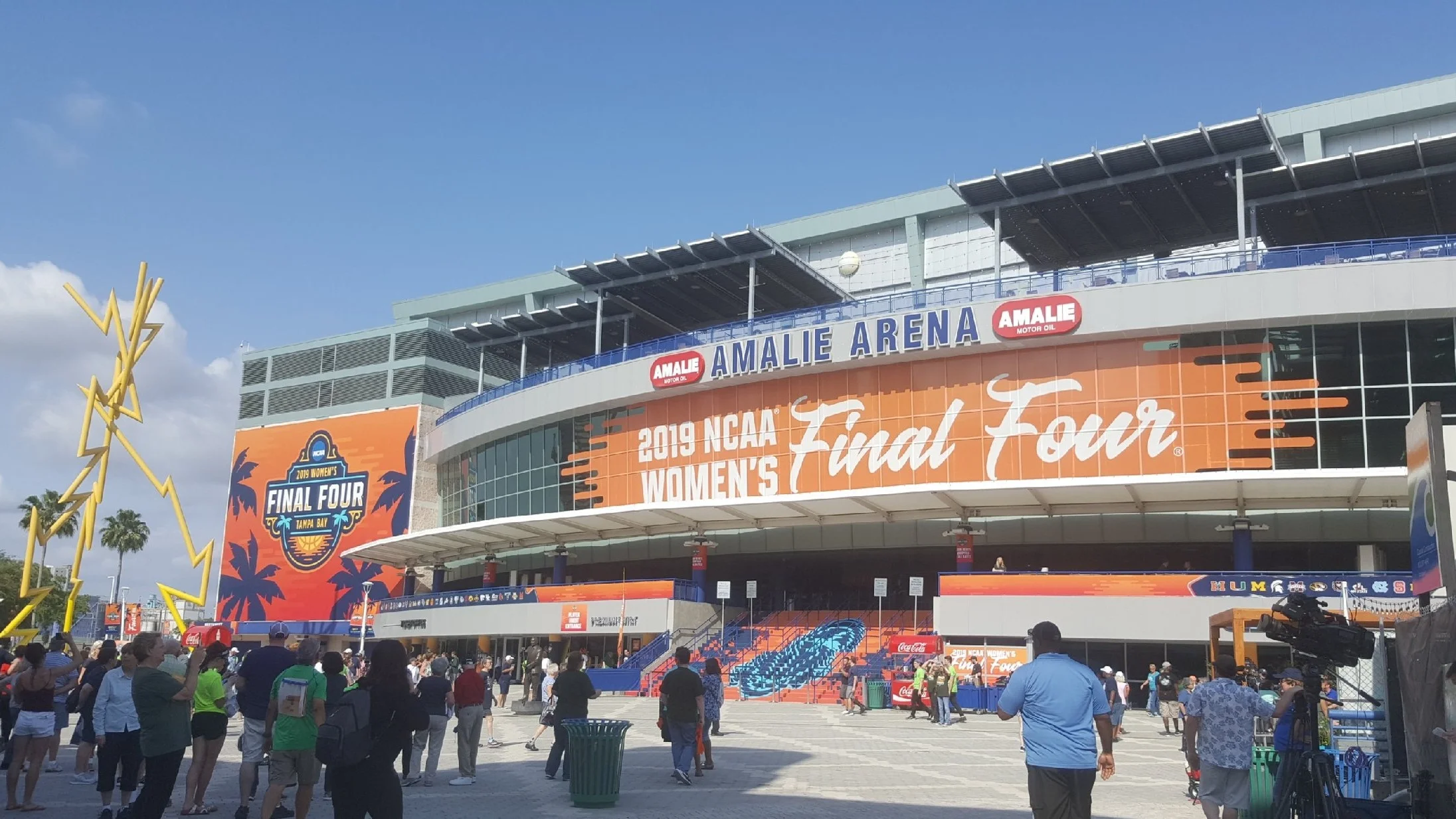 An exterior photo of Amalie Arena during the 2019 Women's Final Four