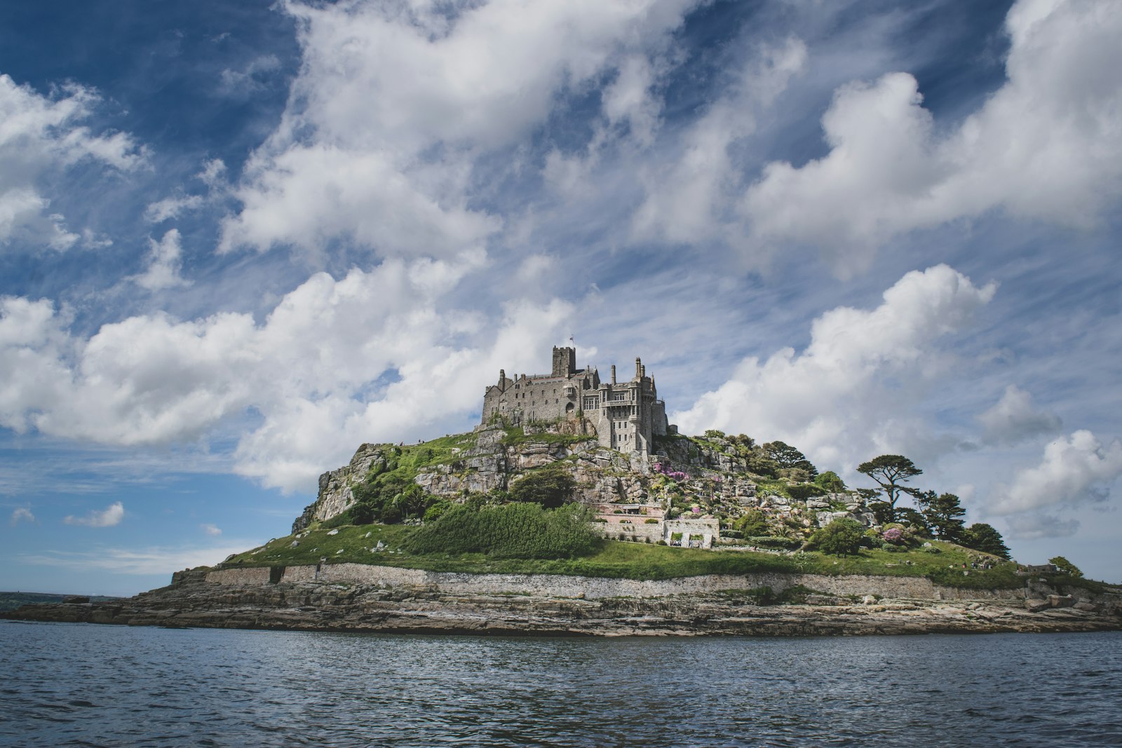 5D Cornwall Charm & London Elegance