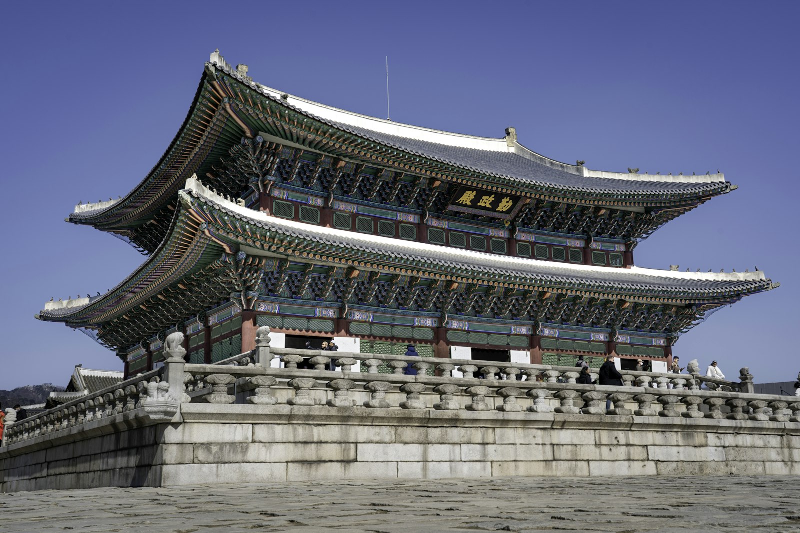 6D Unbeatable Sale Korea (Mono Seoul)