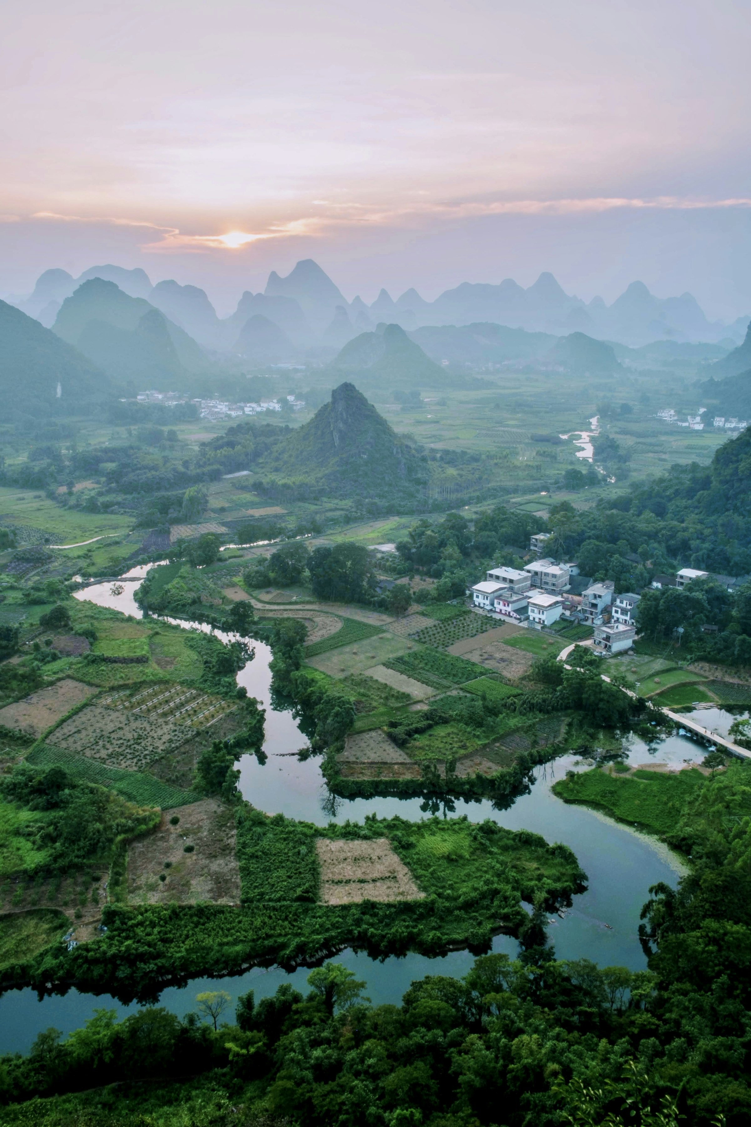 6D The Heart of China Hubei Wushan