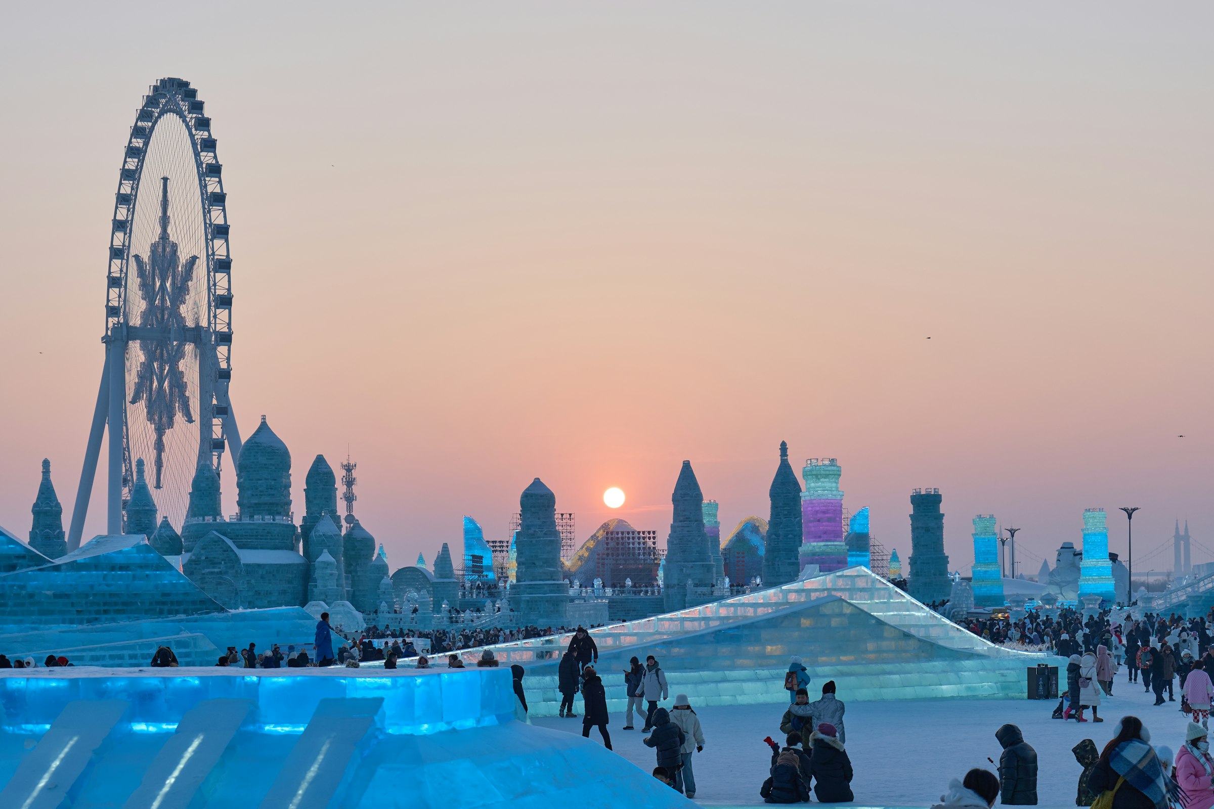 8D China Harbin Snow Town + Beijing