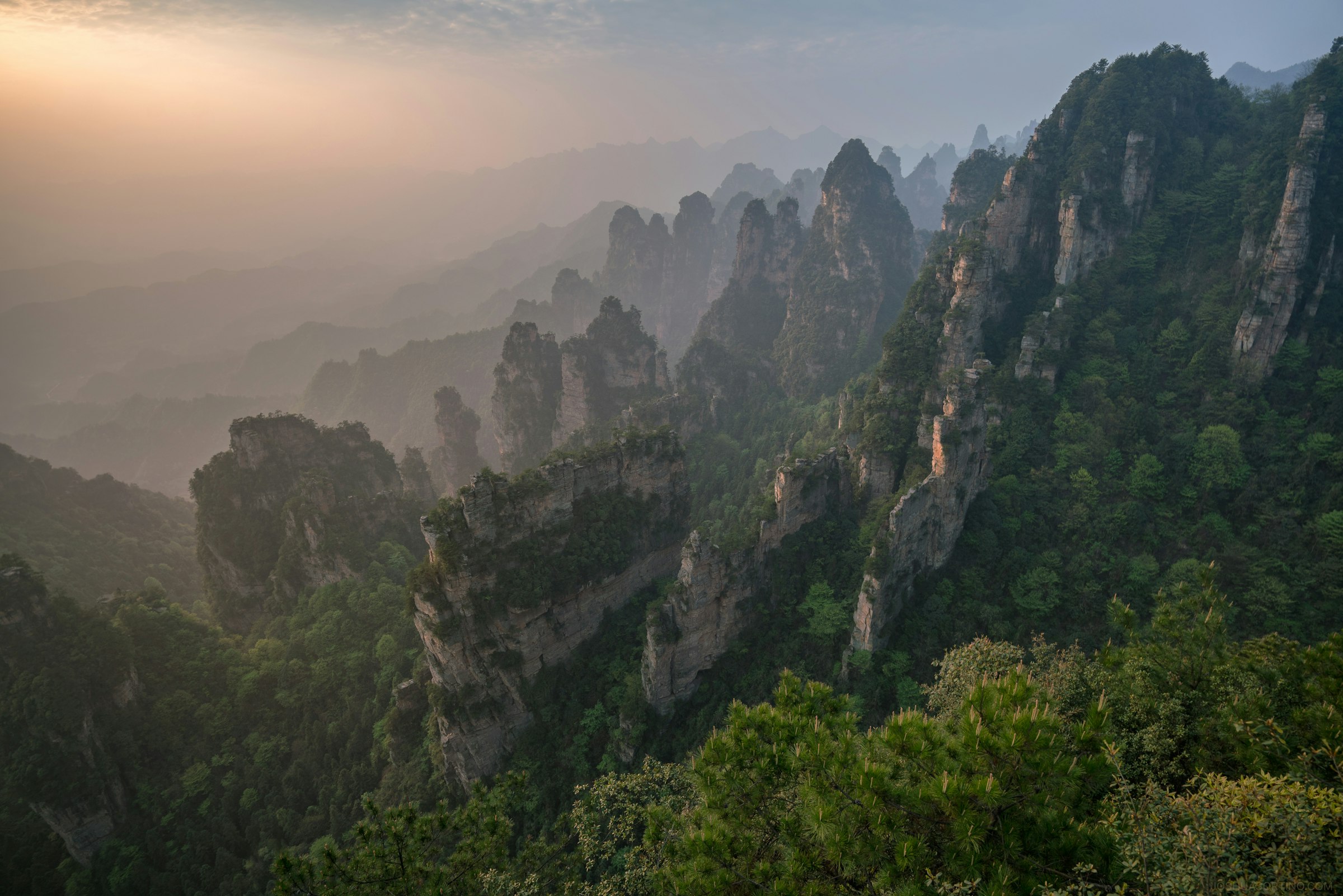 9D Majestic Zhangjiajie