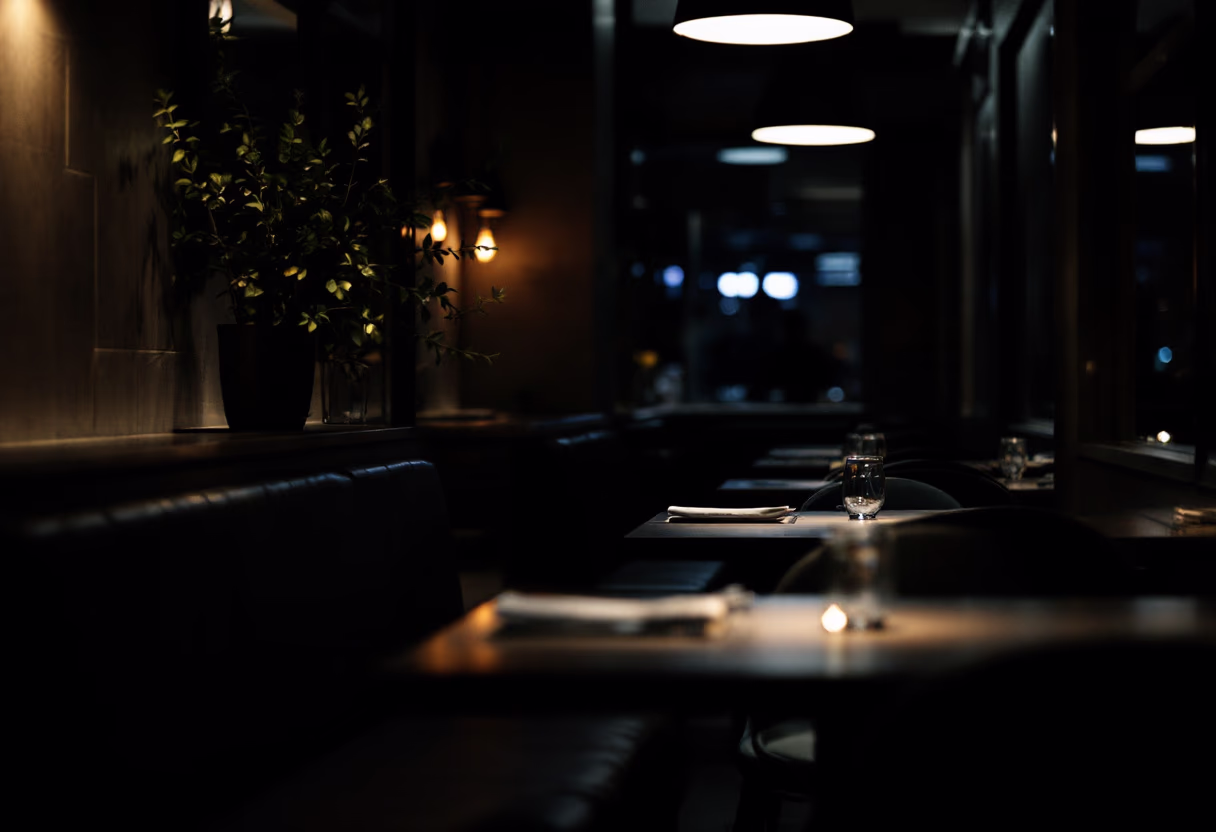 [background image] image of restaurant interior(for a modern restaurant)