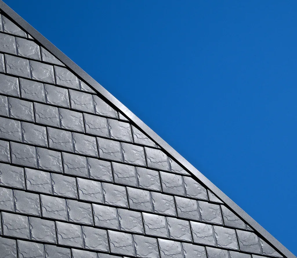 Aluminiumschindelfassade giebel detail
