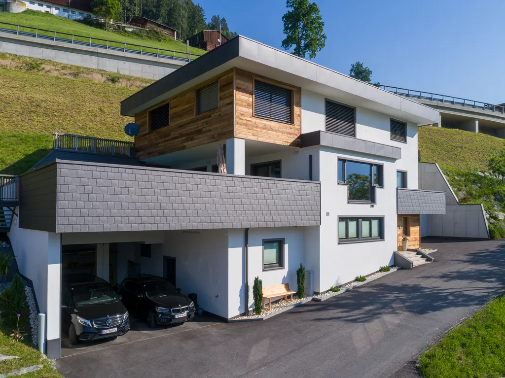 Einfamilienhaus mit aluminiumschindeln
