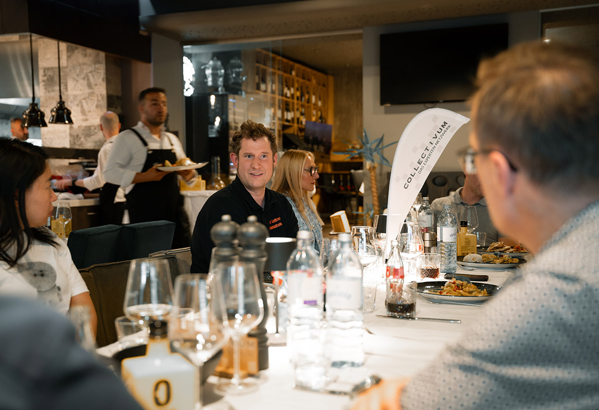 image of networking event (for a hr tech)