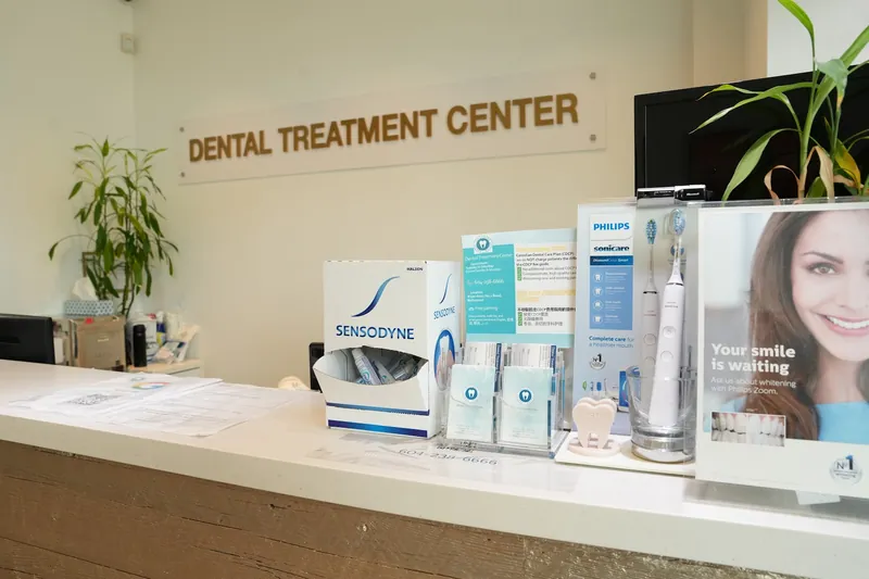 Front desk at DTC Dental Treatment Center in Richmond, BC, where the team speaks English, Mandarin, Cantonese and Farsi