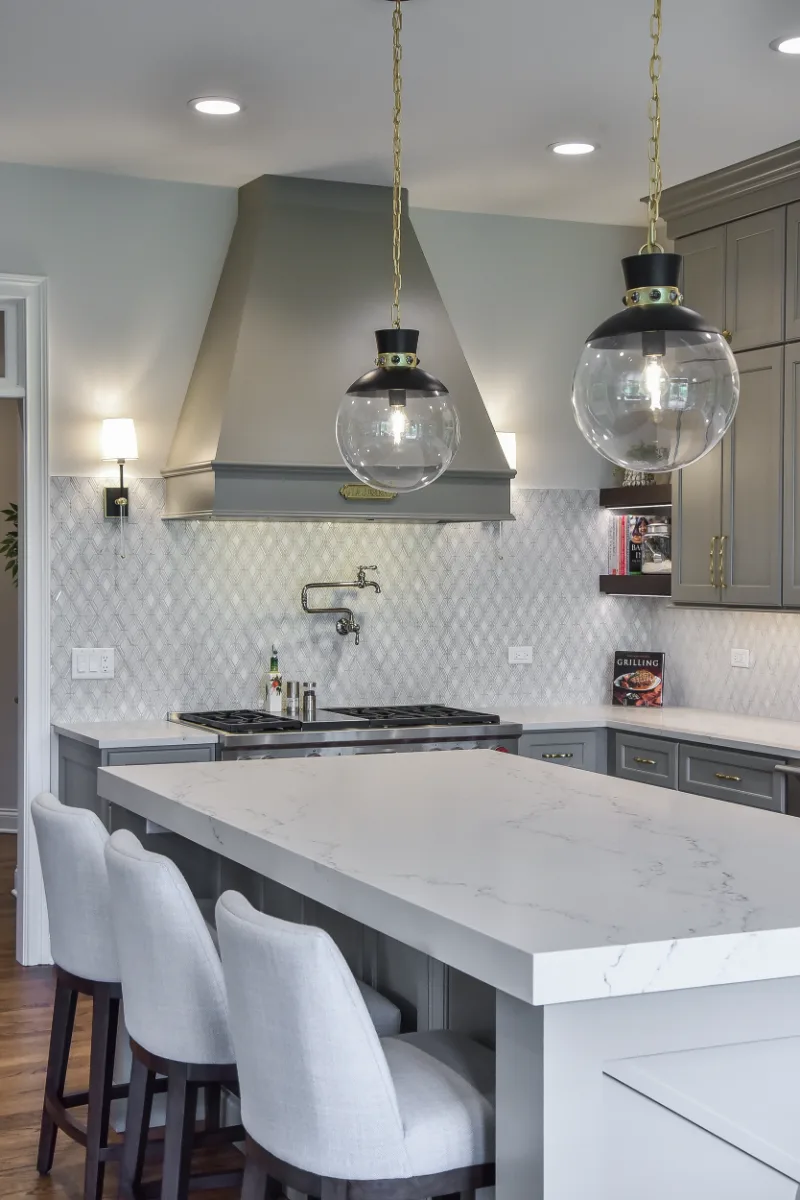Kitchen remodel in Brentwood, TN. Sebring Design Build transformed this Brentwood, Tennessee kitchen with CWP Classic Square Recessed cabinetry with Drop Radius Edge in Fawn Brindle and Walnut Praline stain.