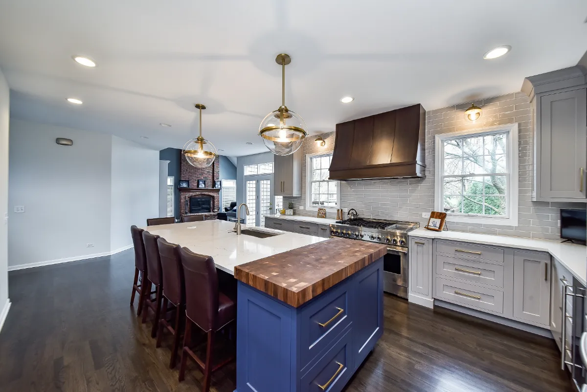 Two-tone kitchen remodel in Franklin, TN with metropolitan style and balanced design. Functional and refined by Sebring Design Build.