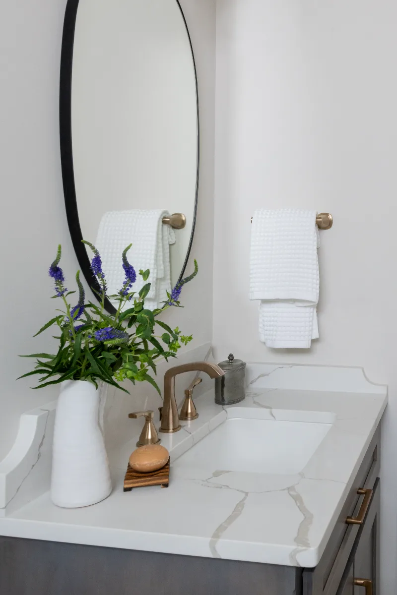 Guest Bath remodel in Willowsprings, TN. Sebring Design Build transformed this Willowsprings guest bath in Franklin, Tennessee from a basic, outdated space into a bright and polished room that makes a lasting impression.