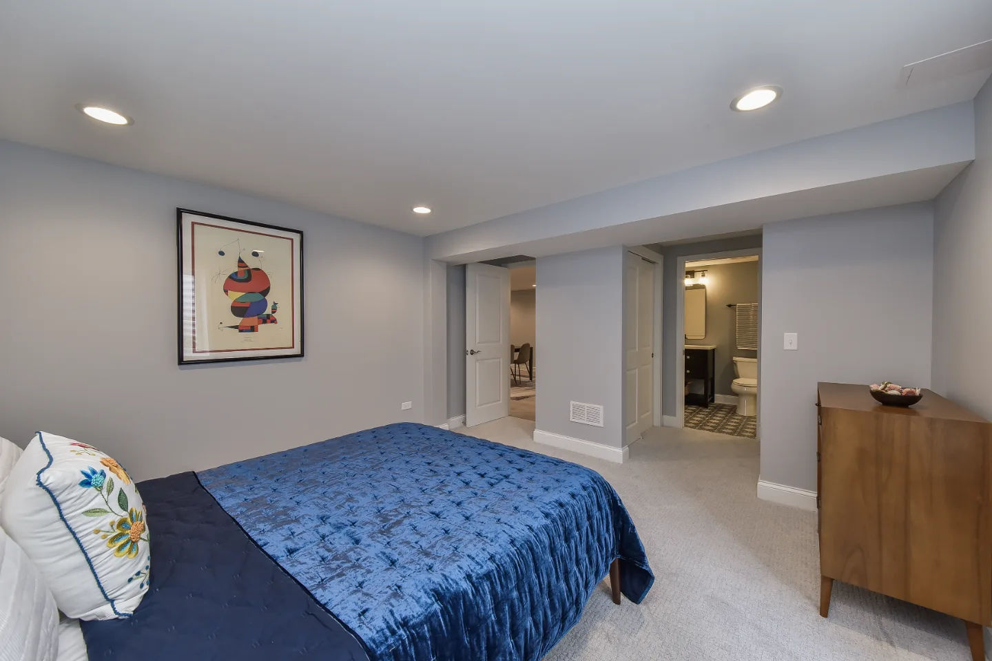 Basement Bedroom Ideas: 10 Guest Suite Designs