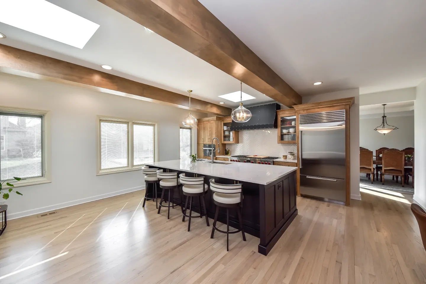 Luxury Vinyl Flooring Buying Guide