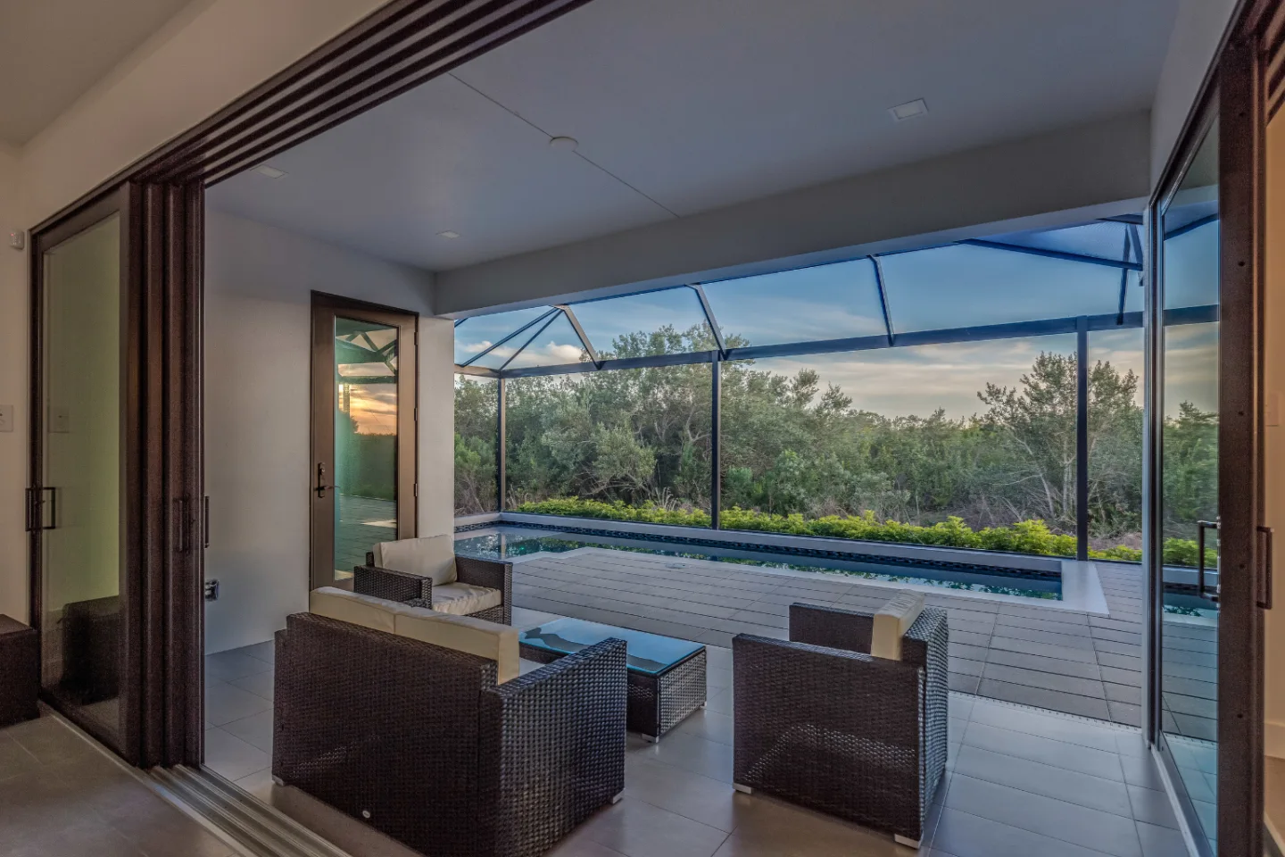 10 Outdoor Living Space Ideas