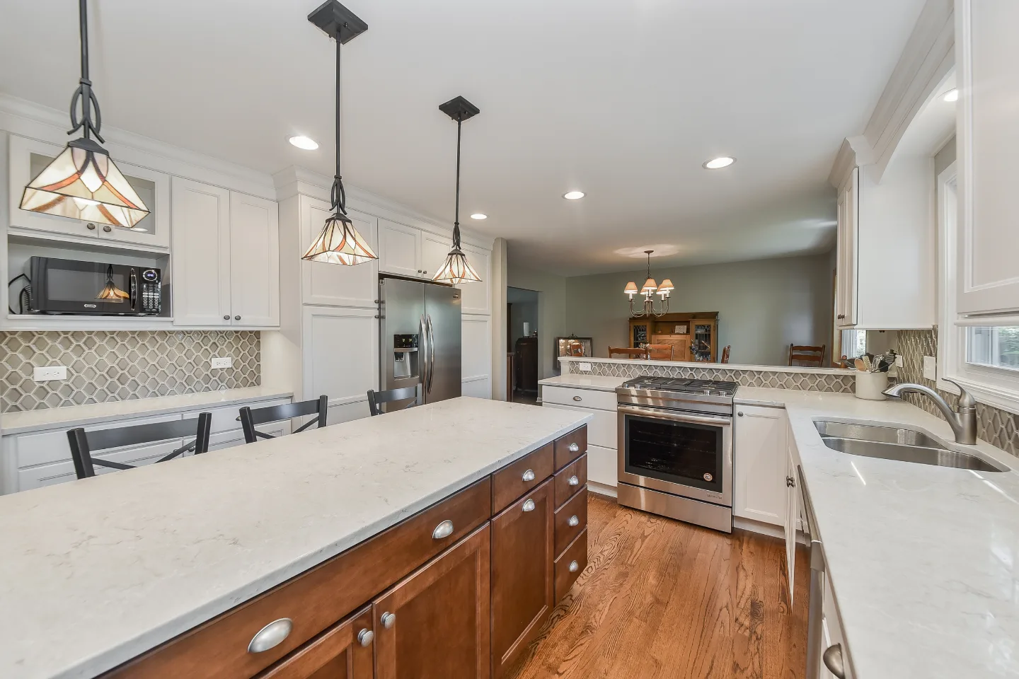 Standard, Counter & Bar Height Tables Guide