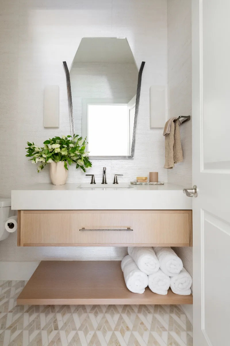 A Luxe, Minimalist Kitchen in Westhaven