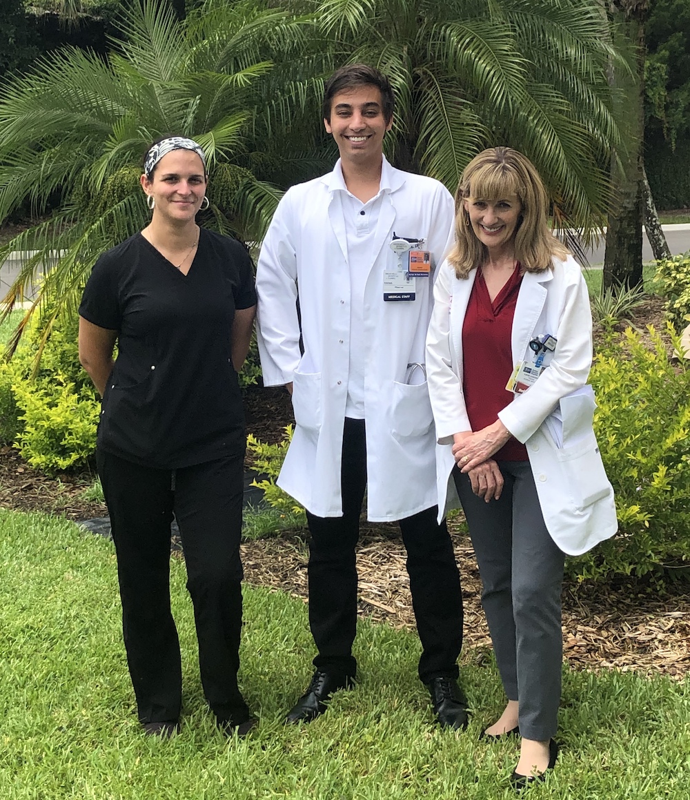 Rafael at his rotation photo. Rafael completed a clinical rotation as an img through AMO in the US.