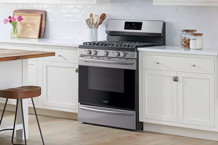 white modern kitchen