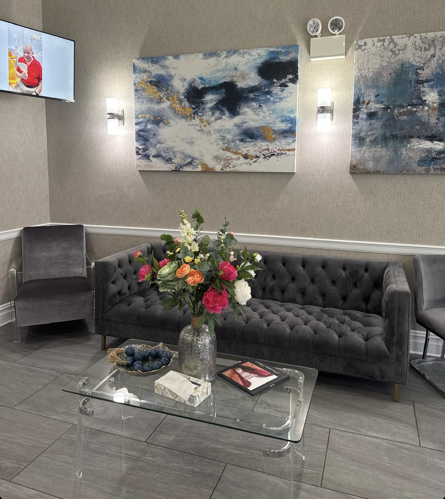Patient lounge at the Hackensack office