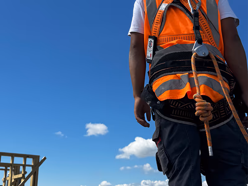 The Fatal Fall Risk You Can’t Ignore: A Safety Checklist for Roofing Projects