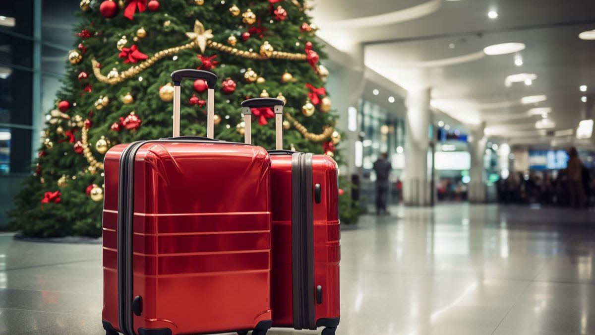 Navigating the Festive Skies - Your Guide to Merry and Stress-Free Holiday Travel