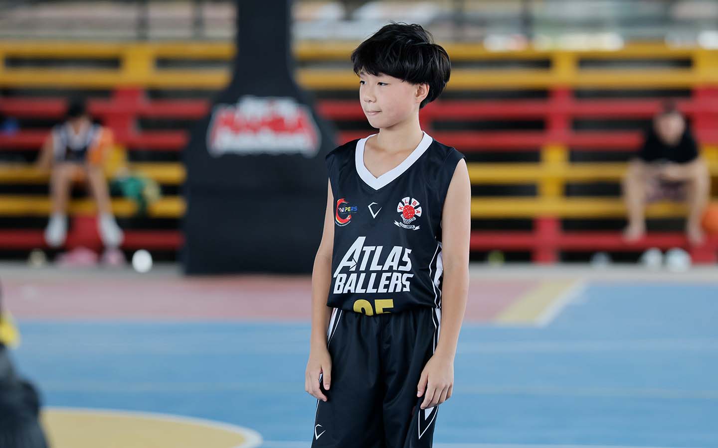 U13