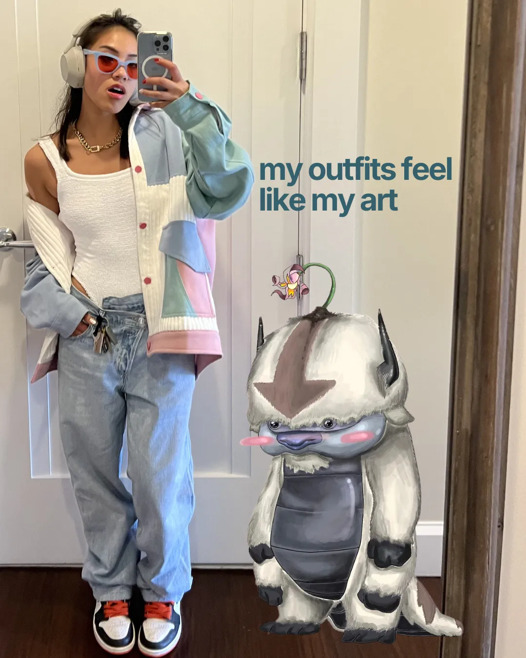 How the artist's art style and outfits go hand in hand