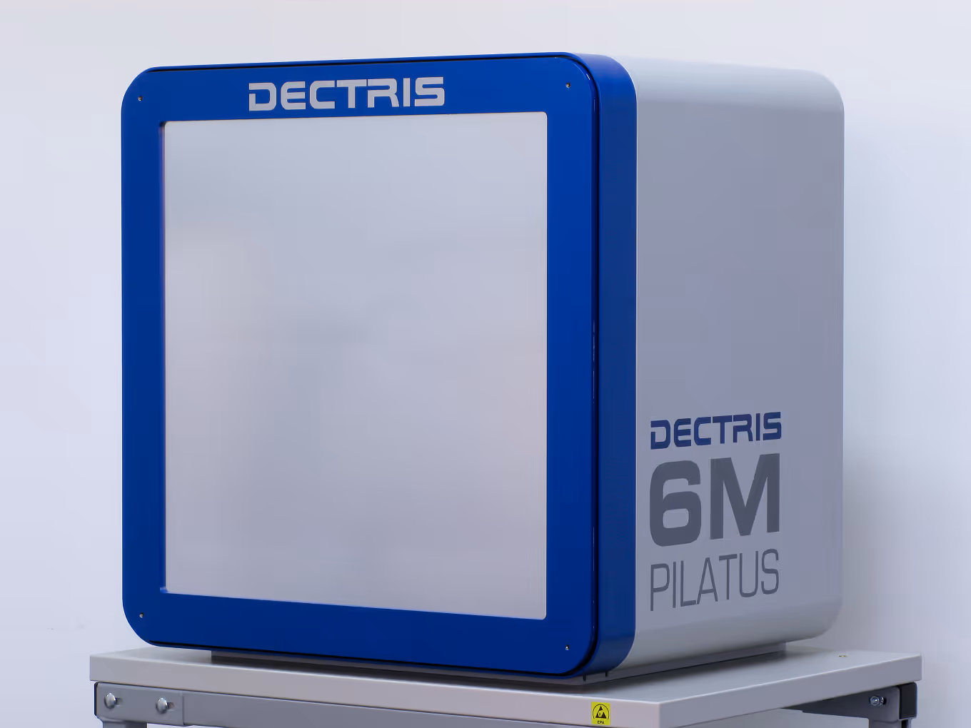 Rectangular scientific instrument with blue frame and gray body, labeled DECTRIS 6M PILATUS.