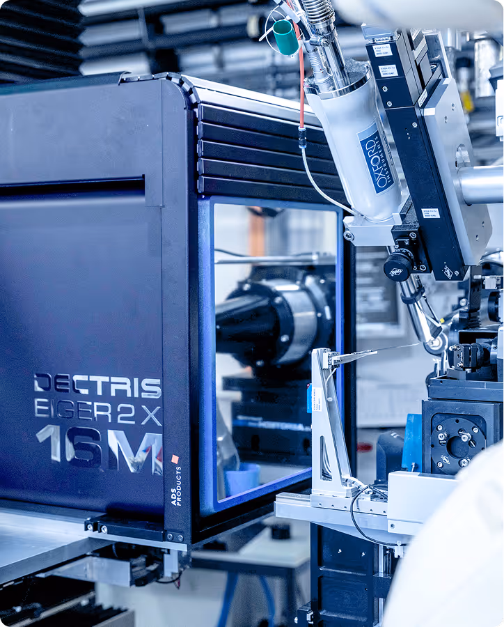 Close-up of a Dectris Eiger 2X 16M X-ray detector system integrated with advanced laboratory equipment in a scientific research facility.