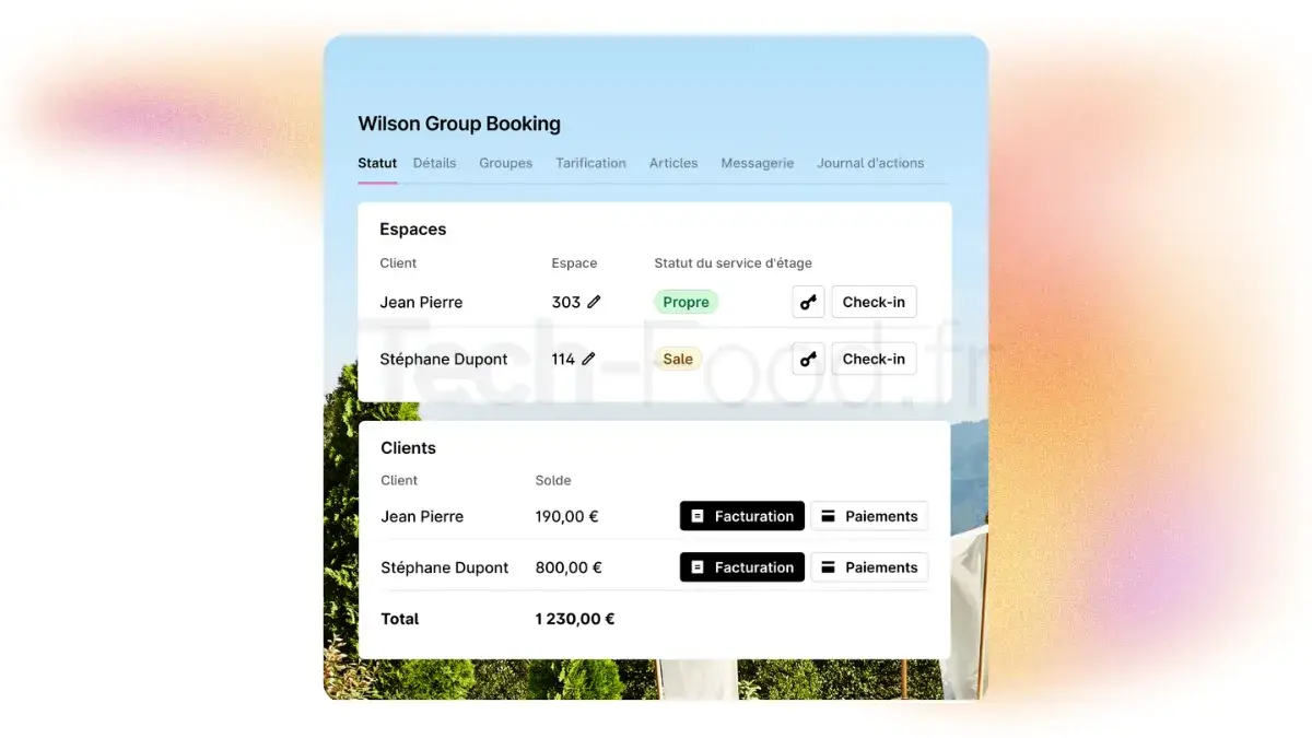 Vue de l'interface de gestion de Mews affichant le statut détaillé des réservations, l'avancement des check-ins en ligne et l'état de préparation des chambres.