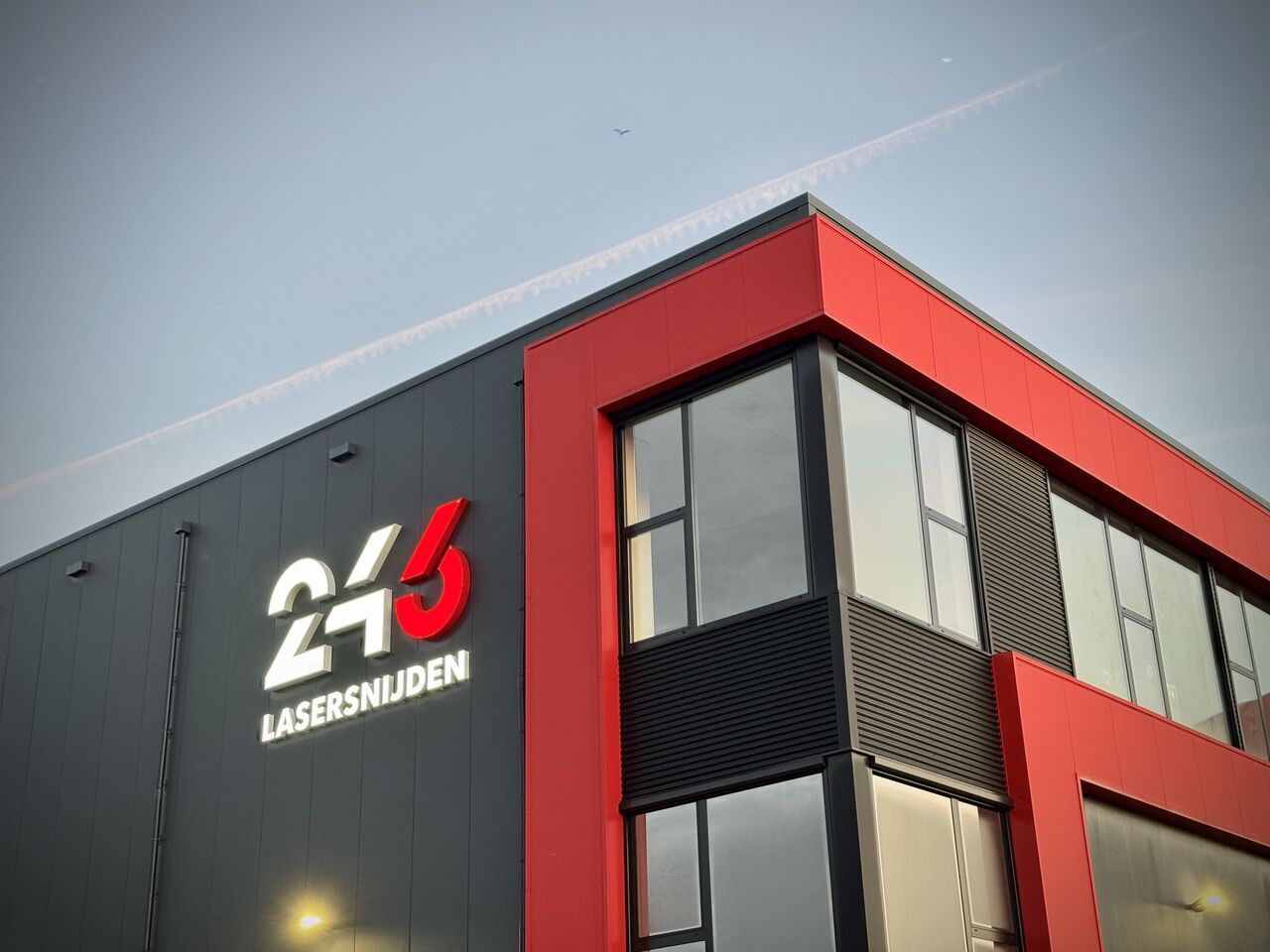 24/6 Lasersnijden bedrijfspand Barneveld – BIMpressed